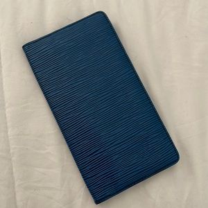 Authentic Louis Vuitton organizer/wallet